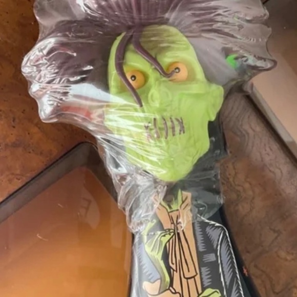 Disney Hocus Pocus Tumbler NWT - Picture 2 of 4